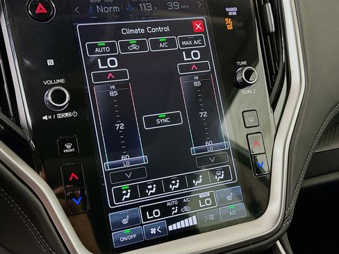 Used 2025 Subaru Outback Premium image 23