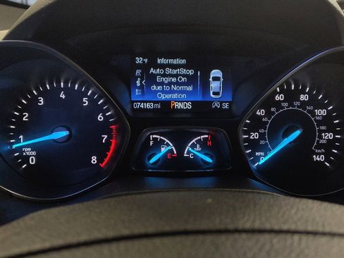 Used 2018 Ford Escape SE w/ Ford Safe & Smart Package FWD image 23