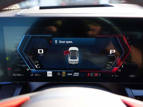 Used 2026 BMW M5 image 22