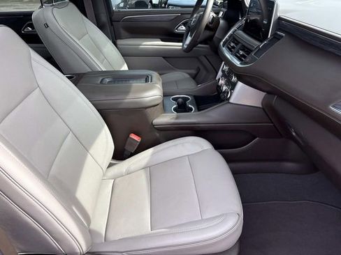 Used 2022 GMC Yukon SLT w/ SLT Luxury Package AWD/4WD image 24