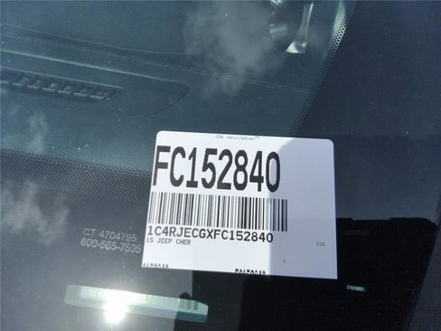 Used 2015 Jeep Grand Cherokee High Altitude RWD image 11