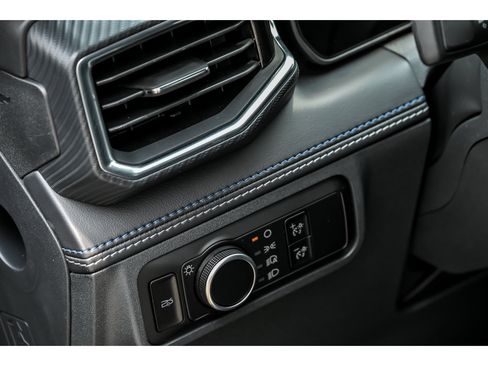 Used 2025 Ford Mustang GT Premium RWD image 32