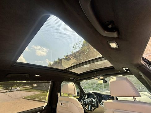 Used 2020 BMW X7 M50i w/ Executive Package AWD/4WD image 25