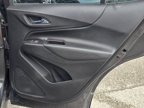 Used 2019 Chevrolet Equinox LT FWD image 23