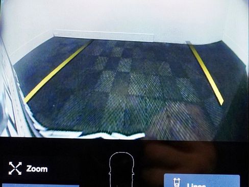 Used 2016 Volvo XC90 T6 Momentum image 17