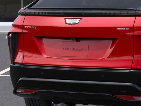 New 2025 Cadillac Lyriq Sport w/ LPO, Floor Liner Package RWD image 14