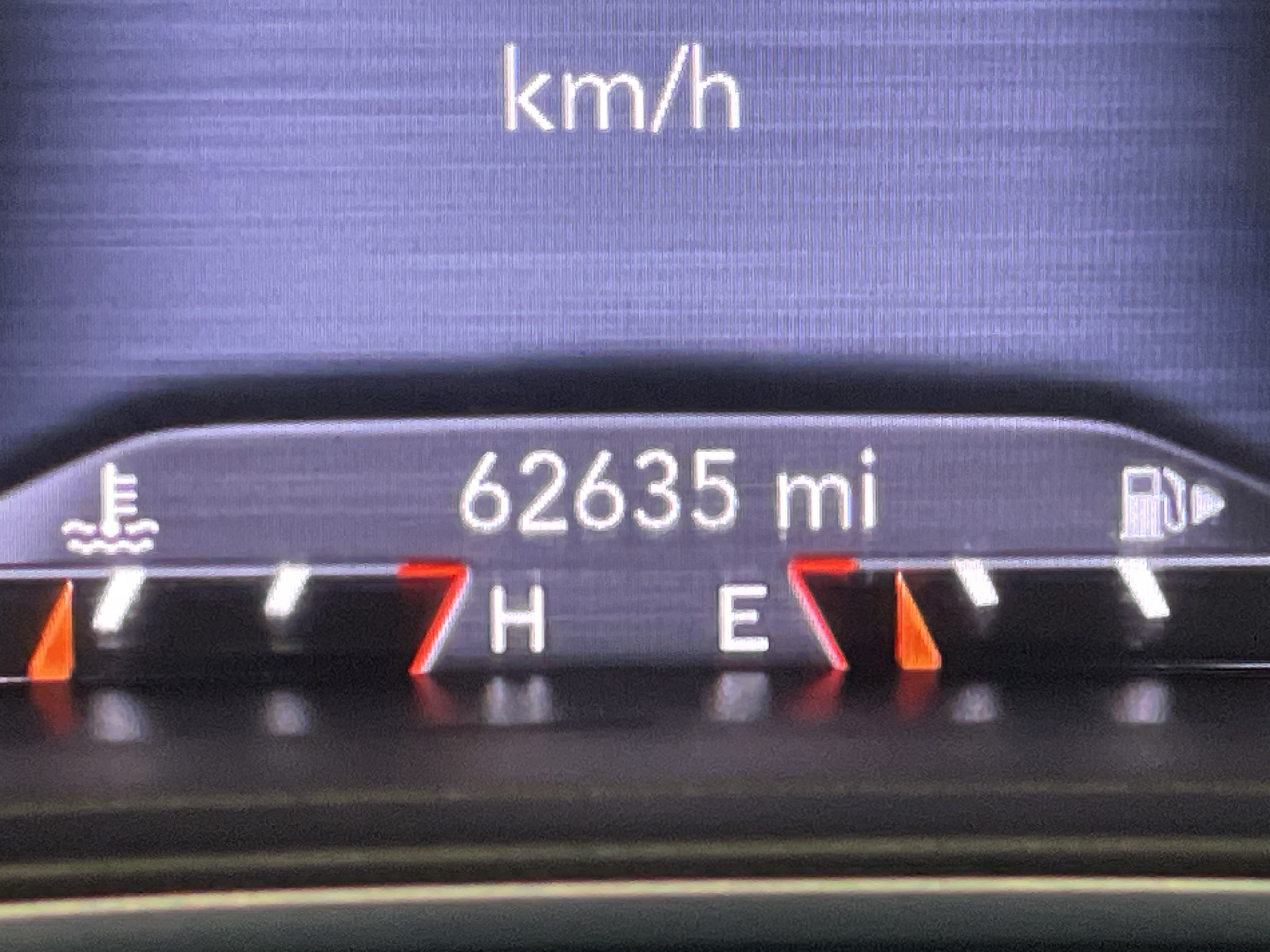 Used 2022 Jeep Cherokee Latitude Lux w/ Sun & Sound Group FWD image 24