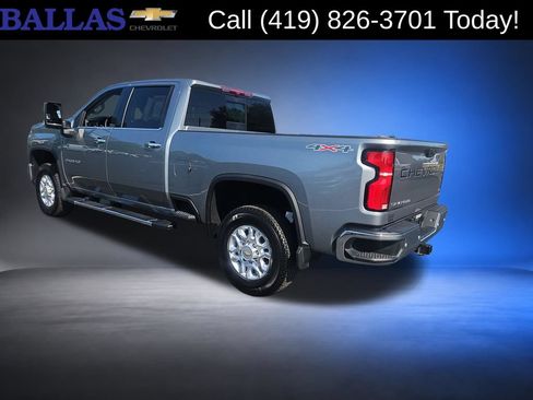 Certified 2025 Chevrolet Silverado 2500 LTZ w/ LTZ Convenience Package AWD/4WD image 3