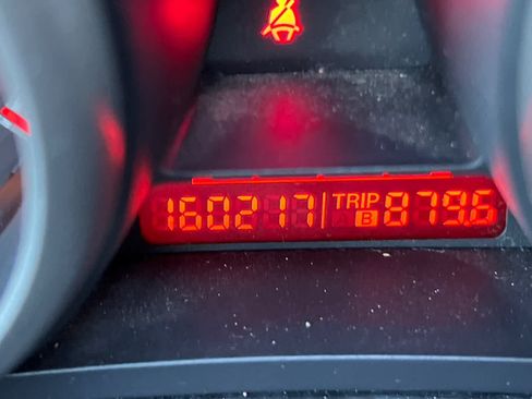 Used 2011 MAZDA MAZDA3 s Grand Touring FWD image 26