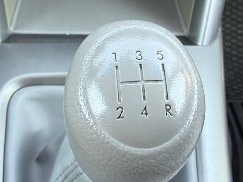 Used 2010 Subaru Forester 2.5X Premium AWD/4WD image 16