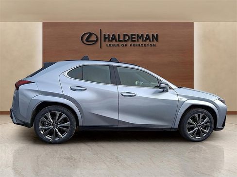 Certified 2023 Lexus UX 250h F Sport image 7