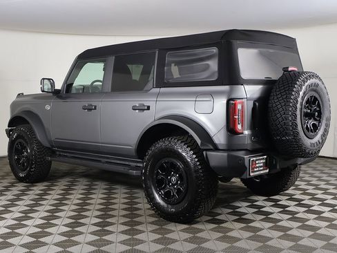 Used 2024 Ford Bronco Wildtrak image 9