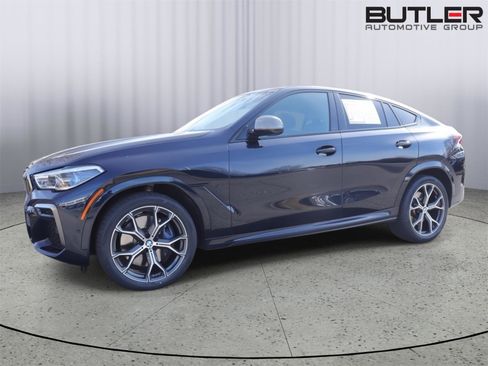 Used 2023 BMW X6 M50i w/ Executive Package image 46