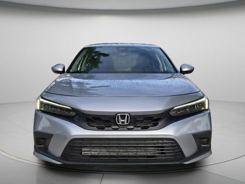 Used 2024 Honda Civic EX-L image 4