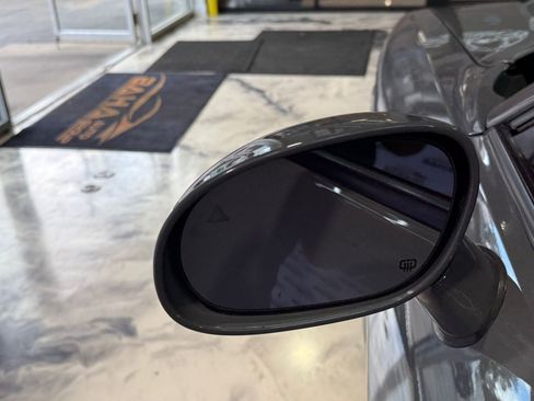 Used 2017 Dodge Challenger GT w/ Driver Convenience Group image 6