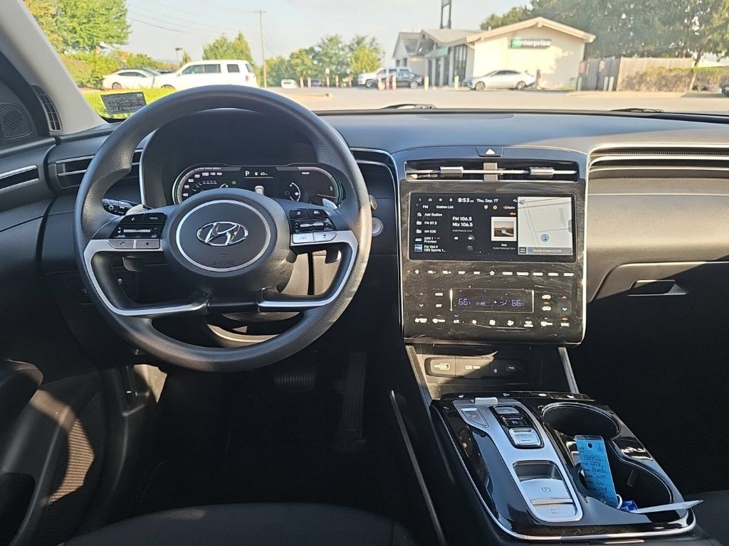 Used 2024 Hyundai Tucson Blue AWD/4WD image 2