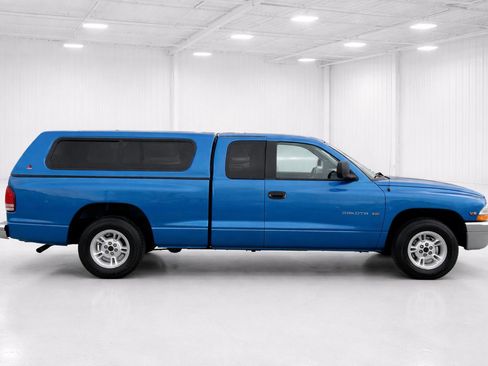 Used 2000 Dodge Dakota 2WD Club Cab image 4
