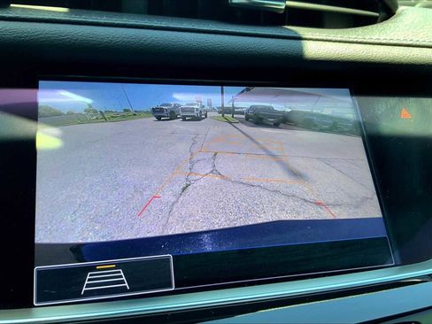 Used 2020 Cadillac XT5 Luxury FWD image 25