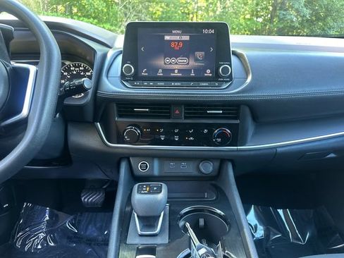 Used 2023 Nissan Rogue S AWD/4WD image 24