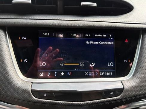Used 2025 Cadillac XT6 Luxury AWD/4WD image 10