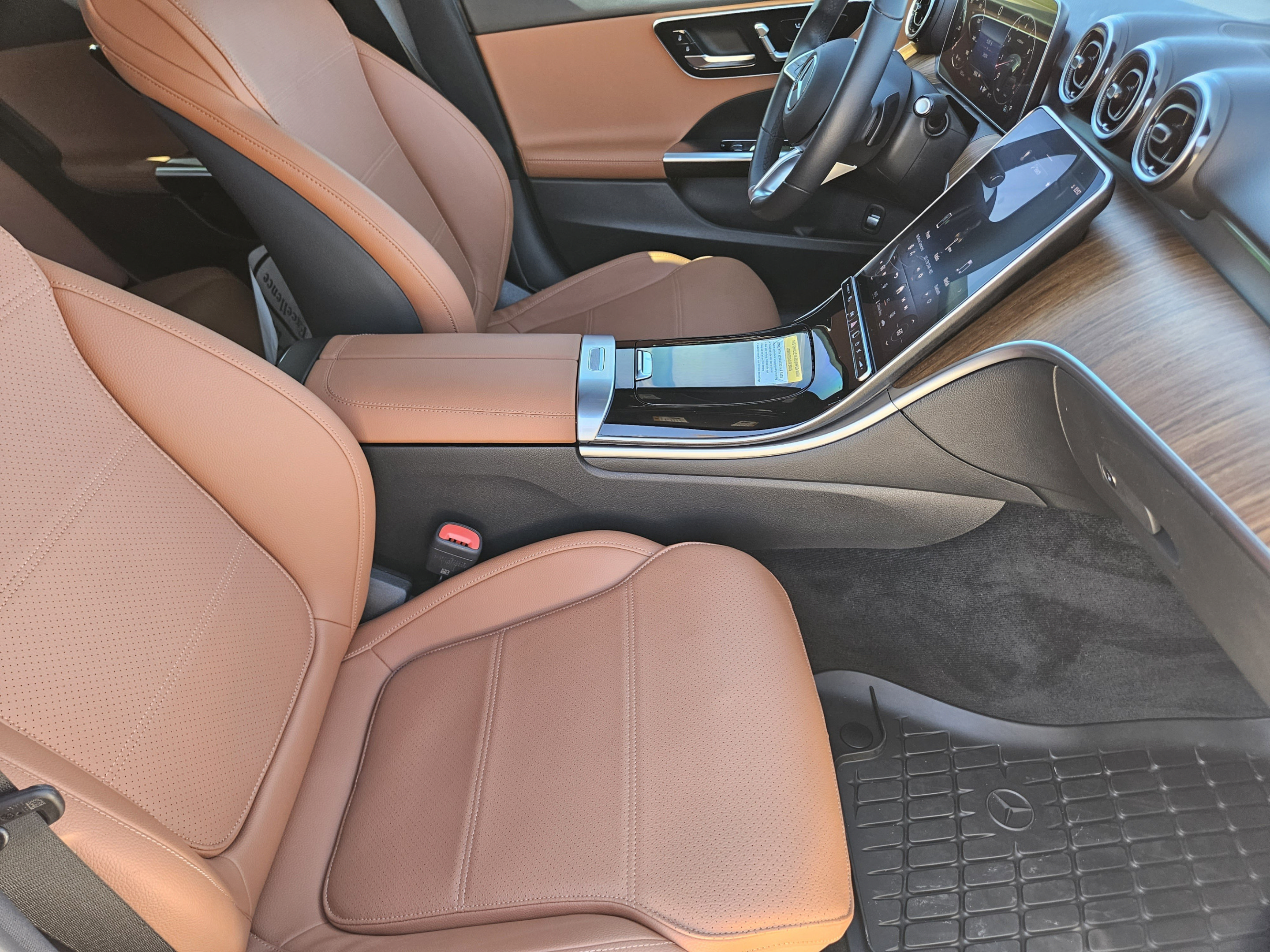 Certified 2024 Mercedes-Benz C 300 Sedan image 6