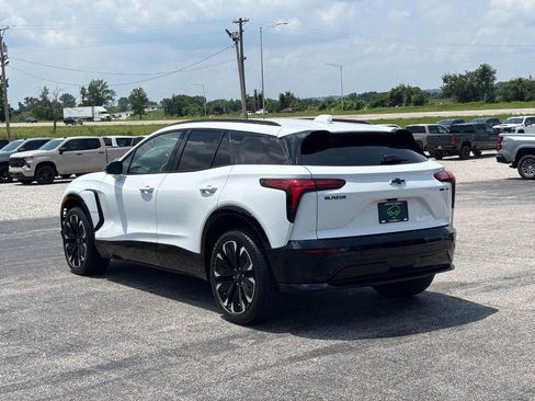 Used 2024 Chevrolet Blazer EV RS AWD/4WD image 3