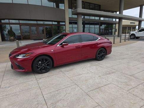 Used 2024 Lexus ES 350 F Sport w/ Accessory Package (Z1) FWD image 1