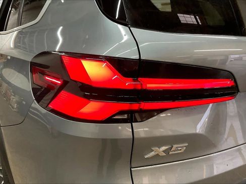 Used 2024 BMW X5 xDrive50e w/ Premium Package image 31