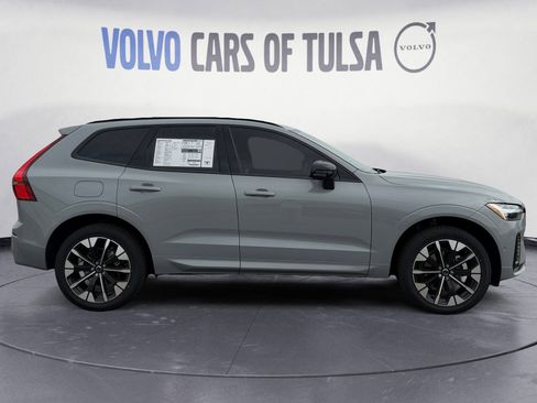 New 2026 Volvo XC60 B5 Plus w/ Protection Package Premier image 6
