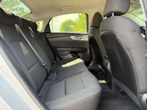 Used 2019 Kia Forte LXS FWD image 34