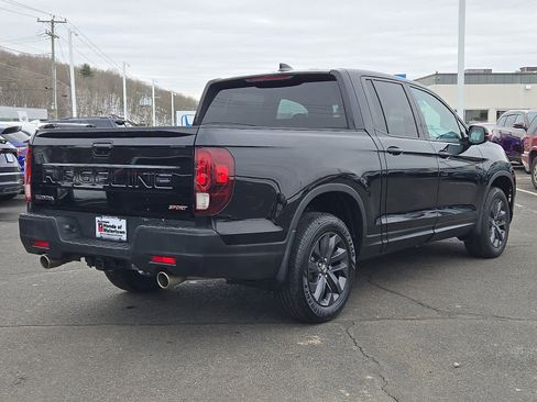 Certified 2024 Honda Ridgeline Sport image 5