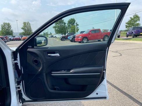 Used 2023 Dodge Charger SXT RWD image 30