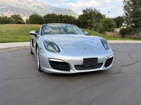 Used 2014 Porsche Boxster S RWD image 11
