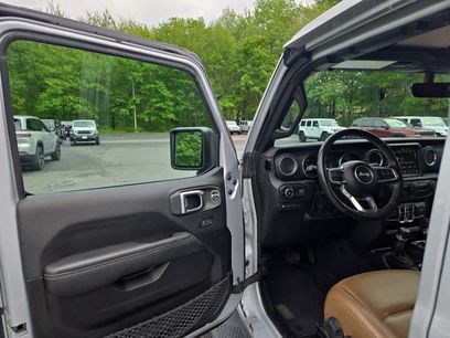 Used 2023 Jeep Wrangler Unlimited Sahara w/ Cold Weather Group