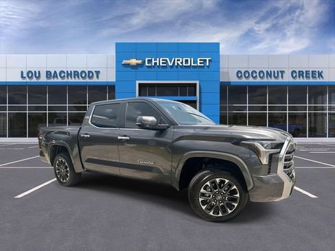 Used 2025 Toyota Tundra Limited AWD/4WD image 1