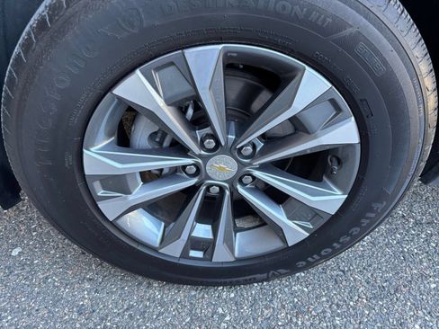 Used 2025 Chevrolet Equinox LT FWD image 31