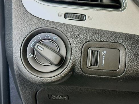 Used 2020 Dodge Journey SE w/ Blacktop Package image 10