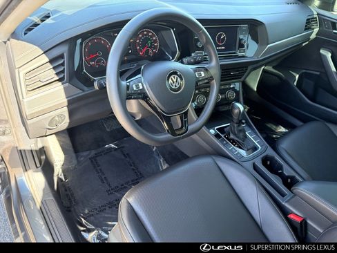 Used 2020 Volkswagen Jetta SE image 11