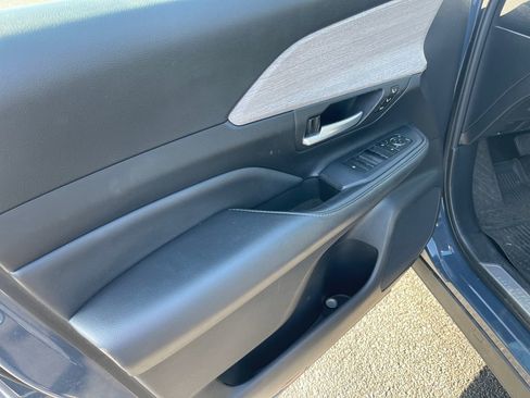 Used 2024 Toyota Grand Highlander AWD image 10