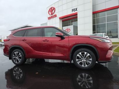 Used 2023 Toyota Highlander XLE
