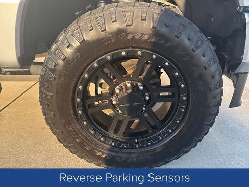 Certified 2022 Ford F250 Lariat w/ Black Appearance Package image 7