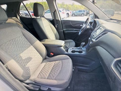 Used 2020 Chevrolet Equinox LT image 7