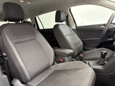 Used 2021 Volkswagen Tiguan S FWD image 26