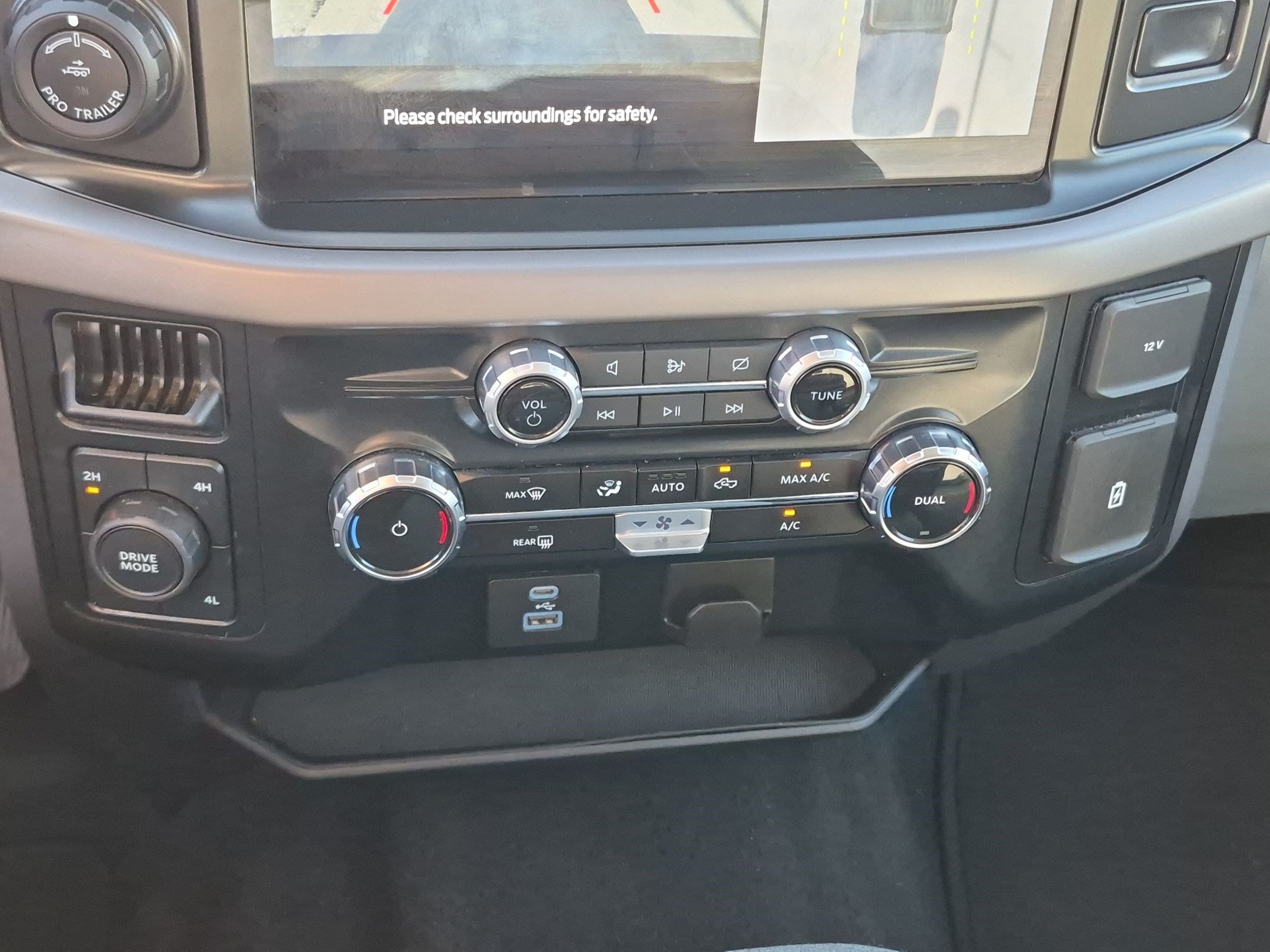 Certified 2024 Ford F150 XLT AWD/4WD image 28