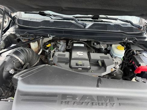 Used 2022 RAM 3500 Tradesman w/ Chrome Appearance Group AWD/4WD image 41