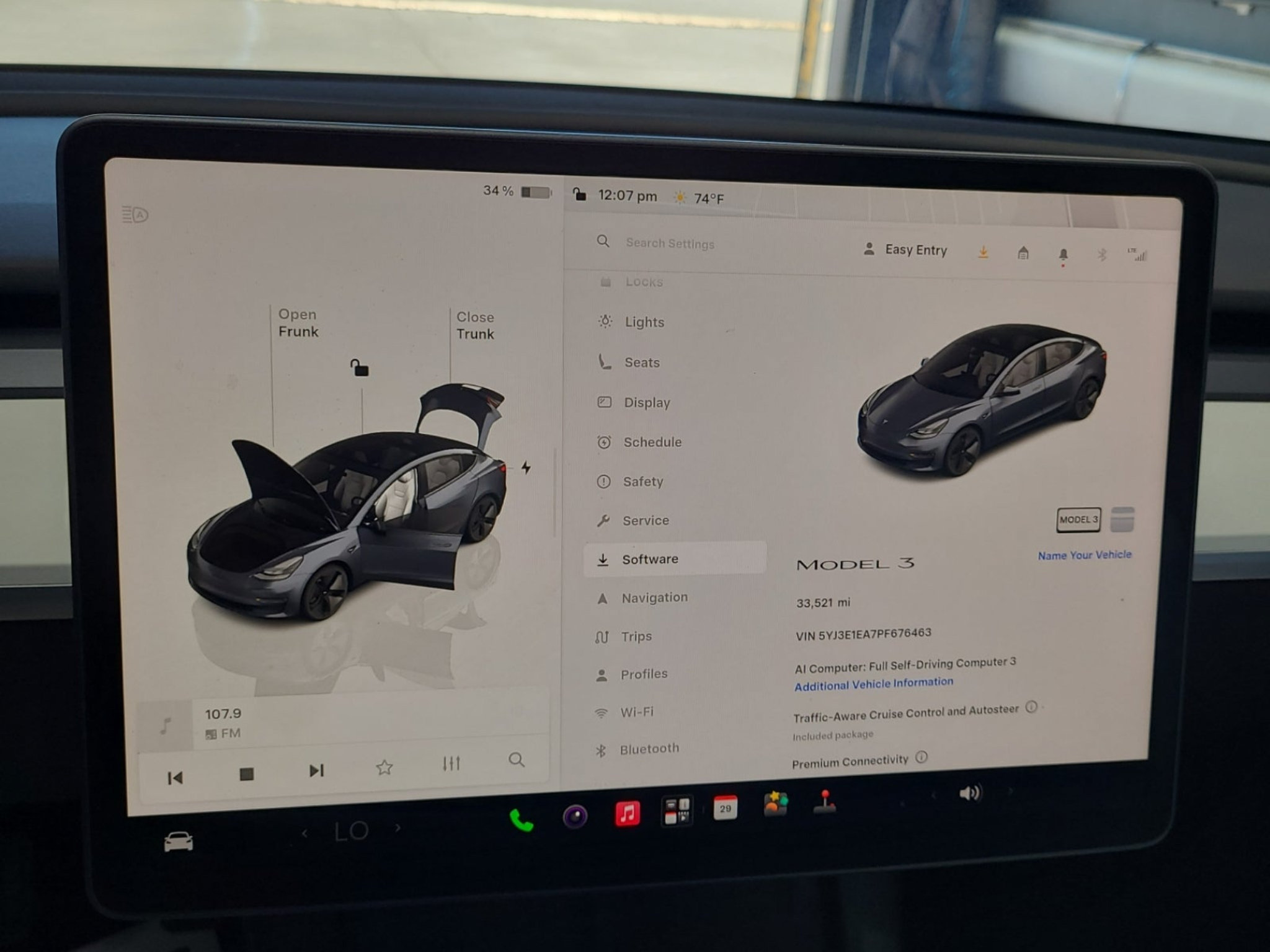 Used 2023 Tesla Model 3 Standard Range RWD image 3