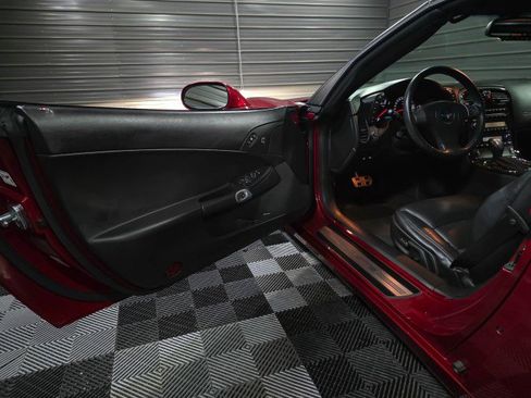 Used 2008 Chevrolet Corvette Coupe RWD image 31