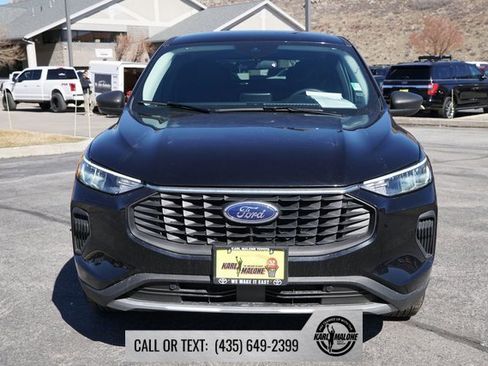 Used 2025 Ford Escape Active image 2