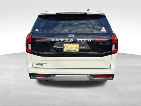 New 2025 Ford Expedition Platinum w/ Platinum Ultimate Package image 9