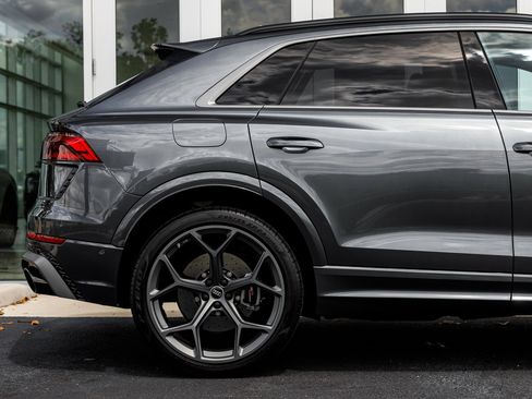 Used 2025 Audi RS Q8 performance AWD/4WD image 18